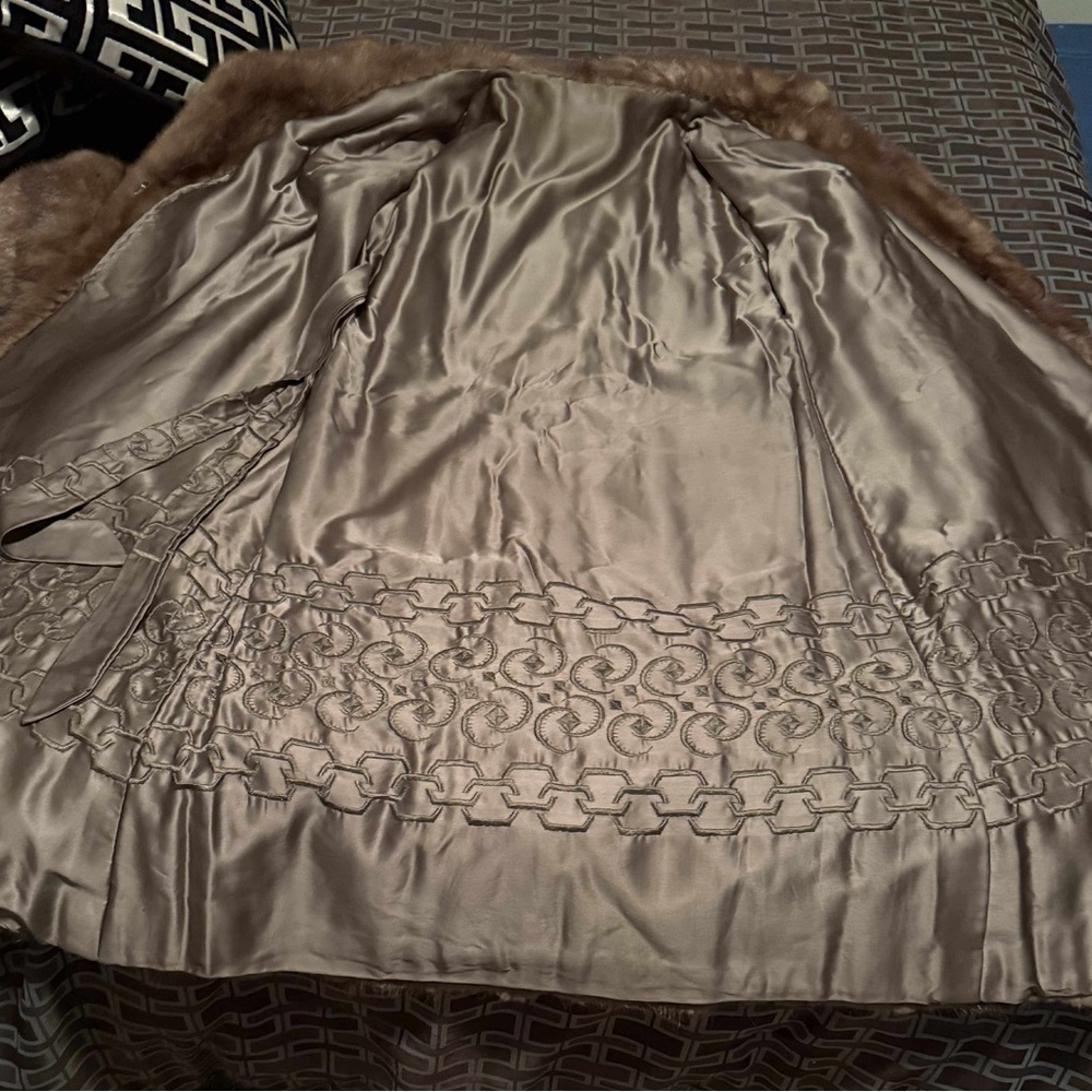 Vintage real light brown mink fur coat. Size medium /very nice. - Picture 4 of 4